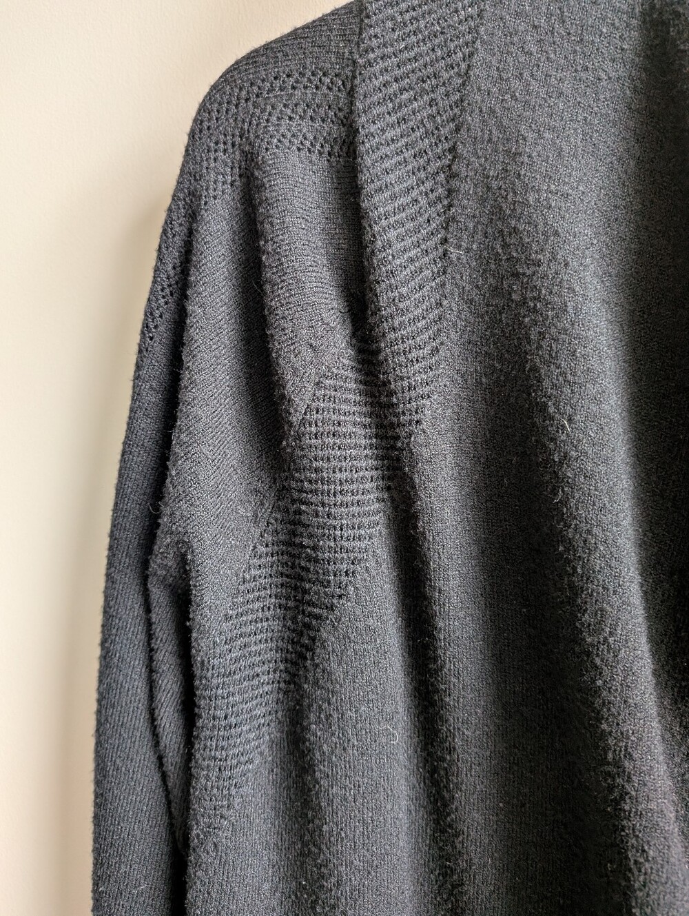 Cardigan Pointelle Details With Pockets - Picture 8 of 8